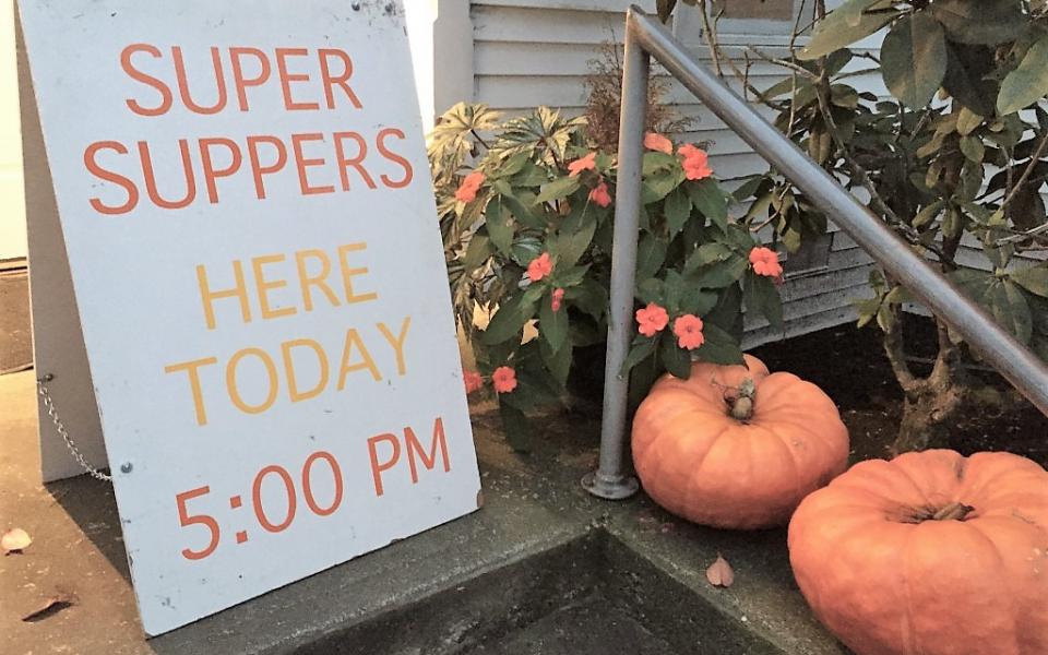 Supper Suppers sign