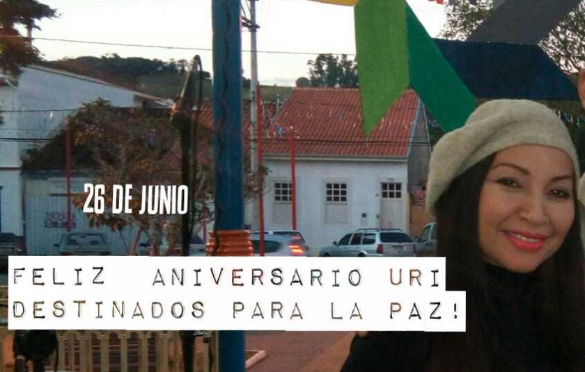 Slideshow: Feliz Aniversario Familia De URI