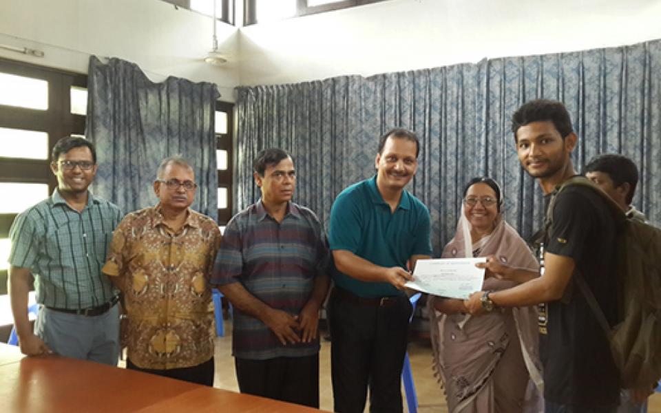 Bangladesh-StudentsReceiveCertificates.jpg