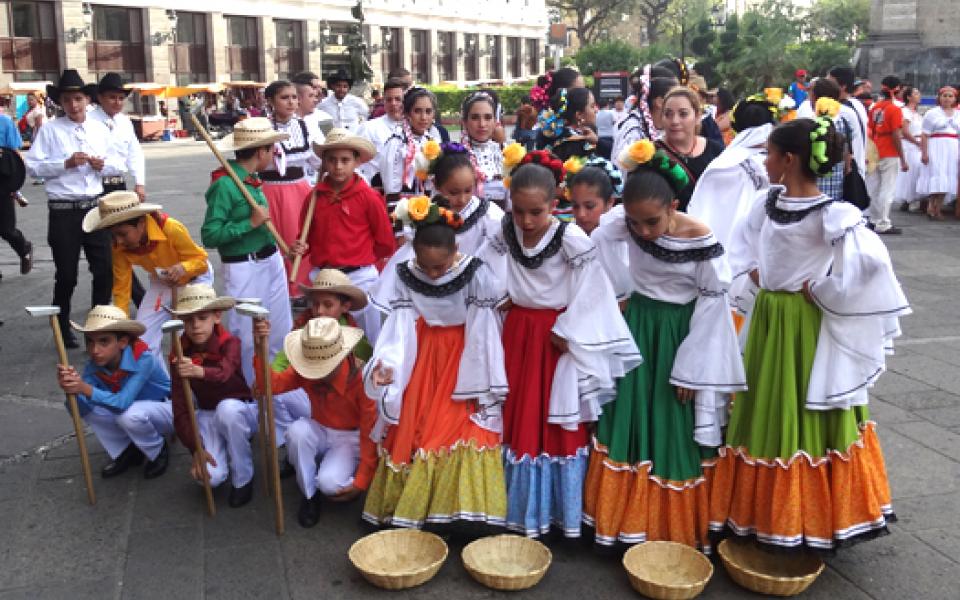 RachaelWatcher-Guadalajara-childrenwelcomewalkers.jpg